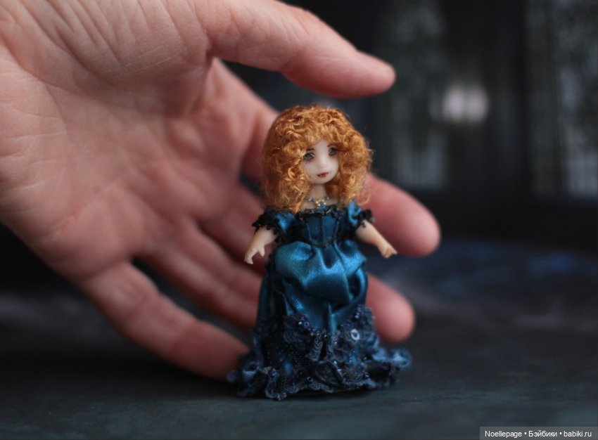 Клодия. "Интервью с вампиром".