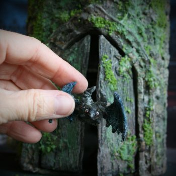 Чудовище в замке.