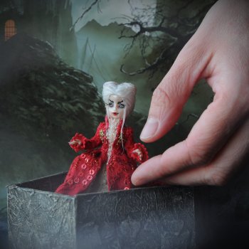 Миниатюрная графиня.