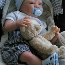 Малыш родился Молд Френки