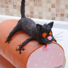 Немного не о куклах. История из жизни ,смешная и поучительная. Кот и колбаса