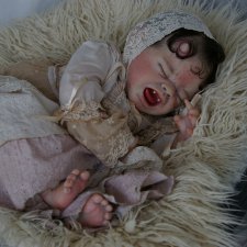 Дэмиам родился