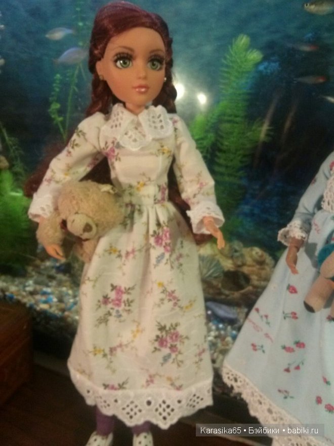 Одеваю новеньких. Одежда для кукол (фото 5)