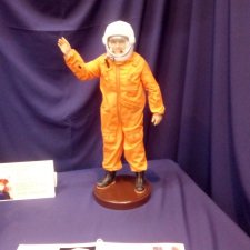 Тишинка, Салон кукол 19. Первый день