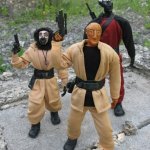 Четверо вышедших встали в ряд