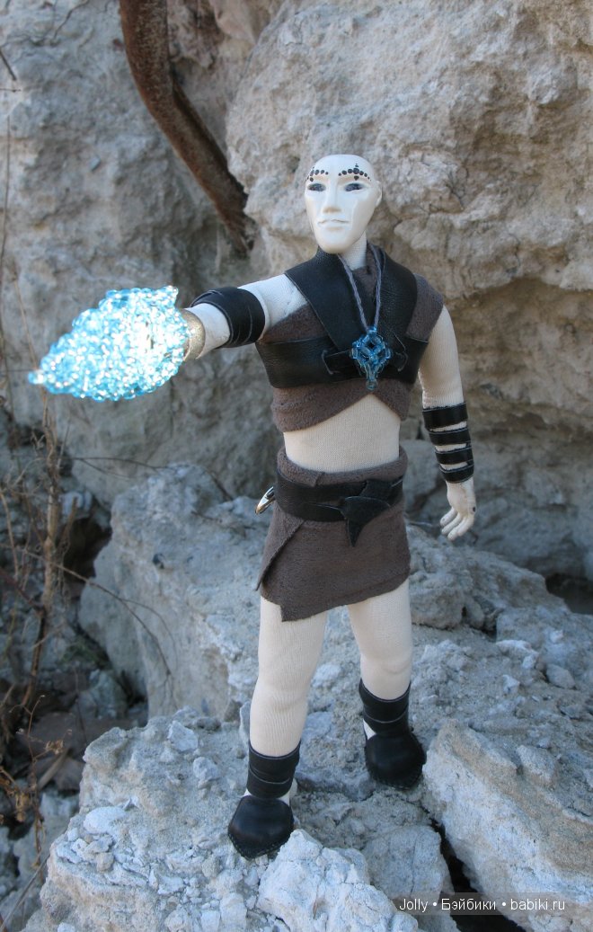 Алтейо Рилт, тарн, жрец храма Иссы. Фэтан