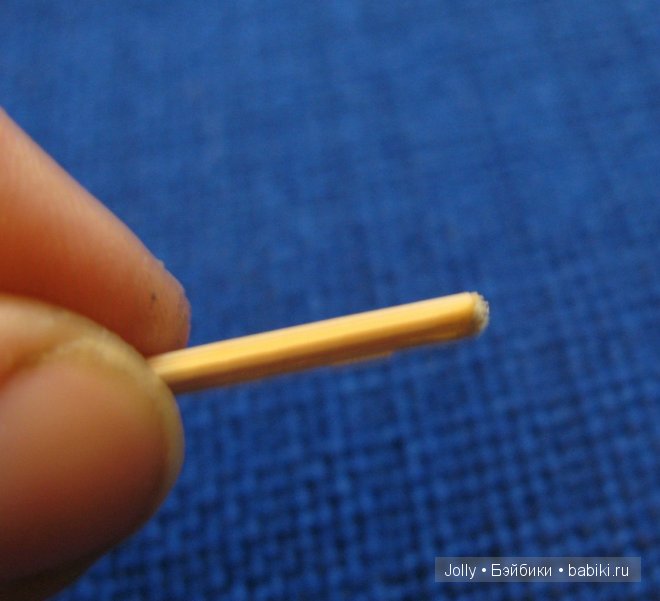 Охотничий лук для куклы — Как сделать аксессуары для кукол: сумки (фото 6)