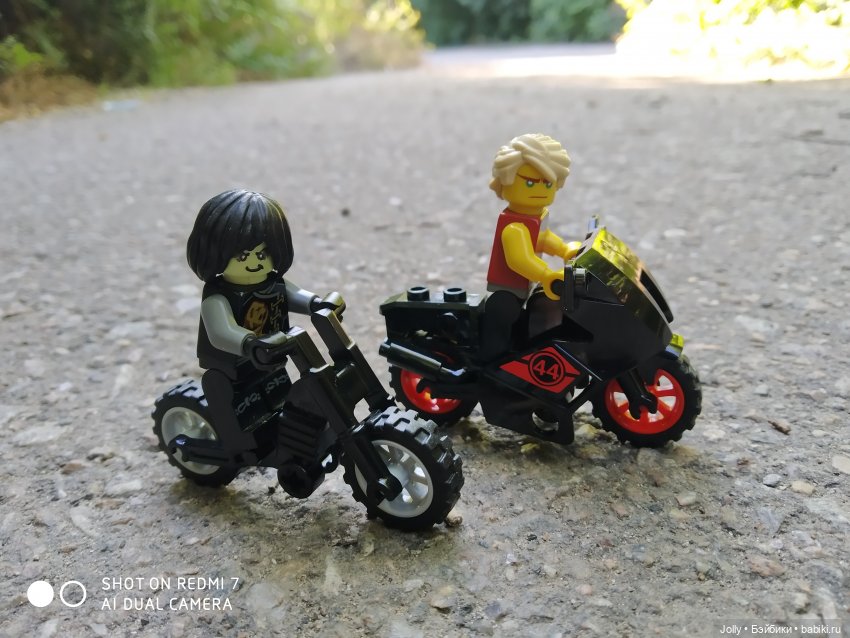 Карманные байкеры, банда и компот