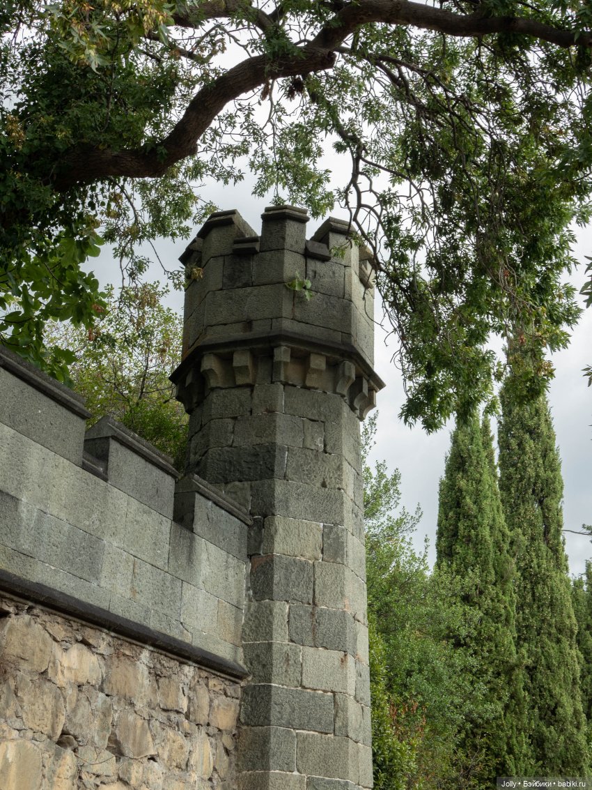 Люди и лемуты: замок Вианден