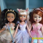 Маттел удивляет "wee 3 friends"