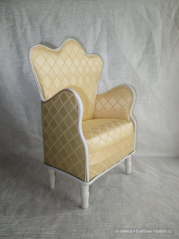 И снова мои диваны для кукол. Для больших и маленьких