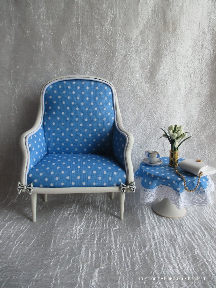 И снова мои диваны для кукол. Для больших и маленьких