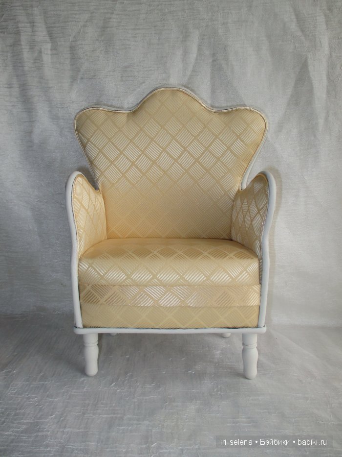 И снова мои диваны для кукол. Для больших и маленьких