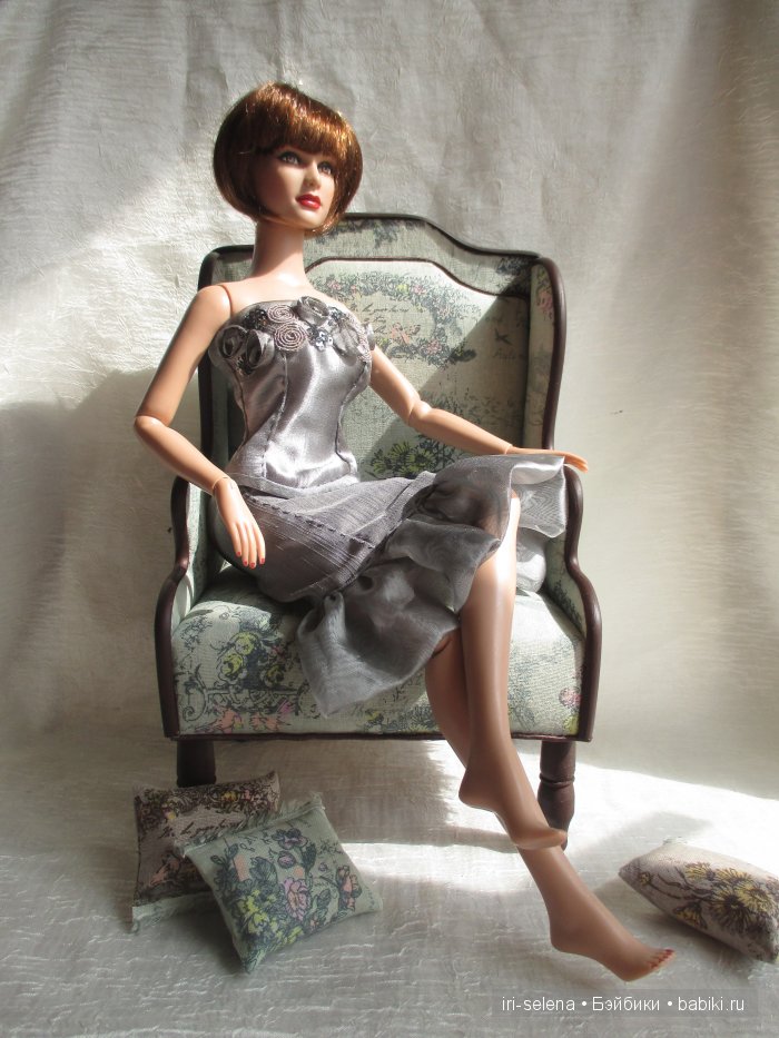 Опять про диваны для кукол