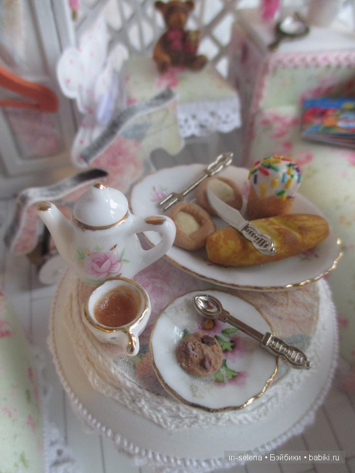 Отдельная жилплощадь, или куколки тоже мечтают о своих комнатках