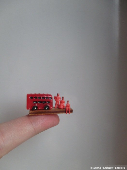 Маленькие миниатюры из жизни крохотных человечков (фото 6)