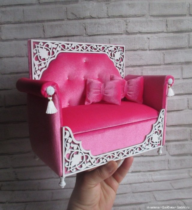 Любимое занятие все то же - мебель для кукол