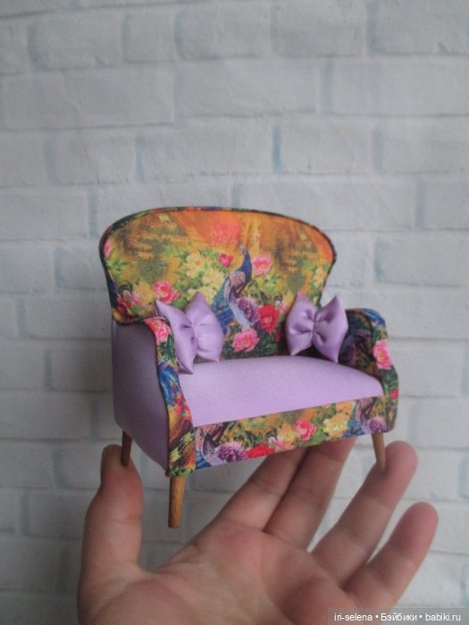 Любимое занятие все то же - мебель для кукол (фото 4)