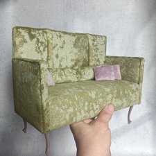 Диван "Фисташковый". Куклам от 29 до 38 см