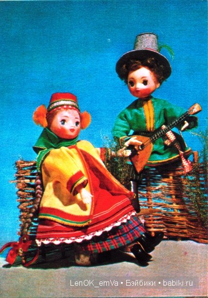 Соловей поет - себя тешит