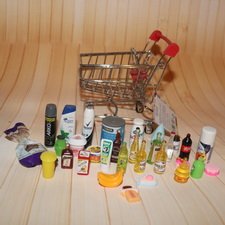 Тележка с продуктами для куколок