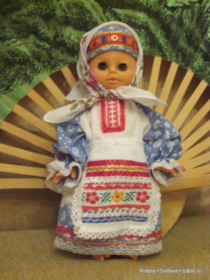 Подарок на день рожденья — Одежда и обувь для кукол своими руками: фото