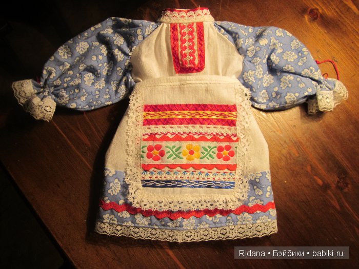 Подарок на день рожденья — Одежда и обувь для кукол своими руками: фото (фото 8)
