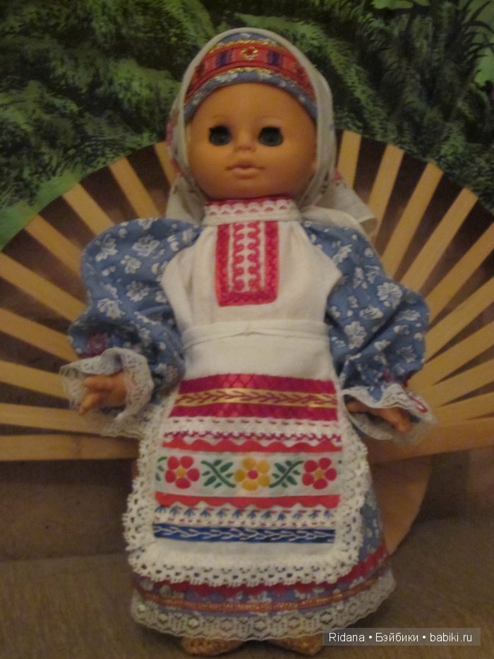 Подарок на день рожденья — Одежда и обувь для кукол своими руками: фото