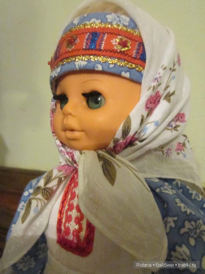 Подарок на день рожденья — Одежда и обувь для кукол своими руками: фото
