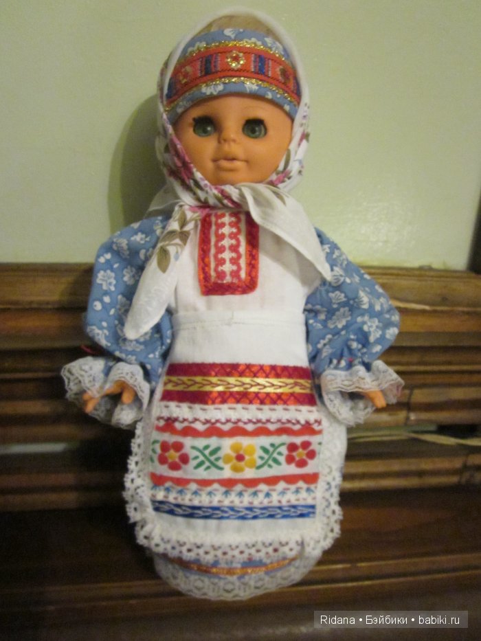 Подарок на день рожденья — Одежда и обувь для кукол своими руками: фото