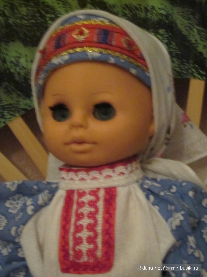 Подарок на день рожденья — Одежда и обувь для кукол своими руками: фото