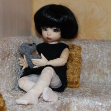 Будущая балерина или что делает Эля, когда меня нет дома