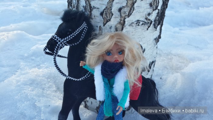 На прогулке Амигата и Буян