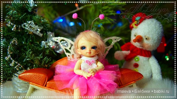 А у нас скоро Новый Год, а у вас? Или Пуки-пуки и Монстер Хай, необычное сочетание