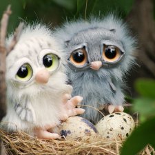 Маленькие птенчики в гнезде