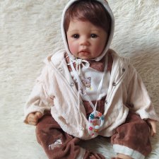 Кукла виниловая