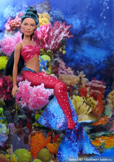 В синем море, в белой пене