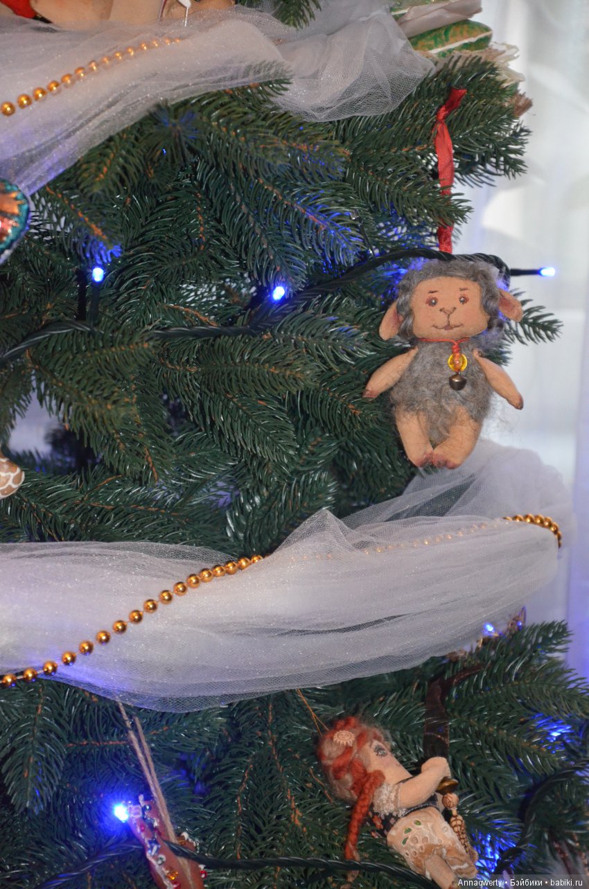 С Новым годом!С новым и старым счастьем