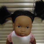 Новые волосы для Фелиции.