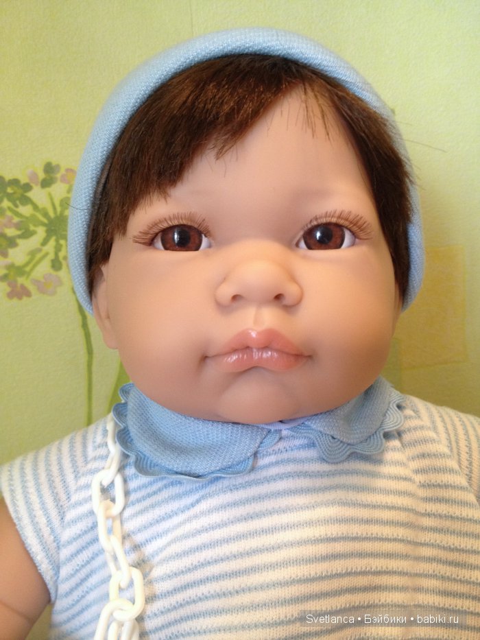 Раз-два-три-четыре мы "Хуанчиков" будили, на прогулку собирались, раздевались-одевались