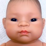Малышка азиаточка, Испания