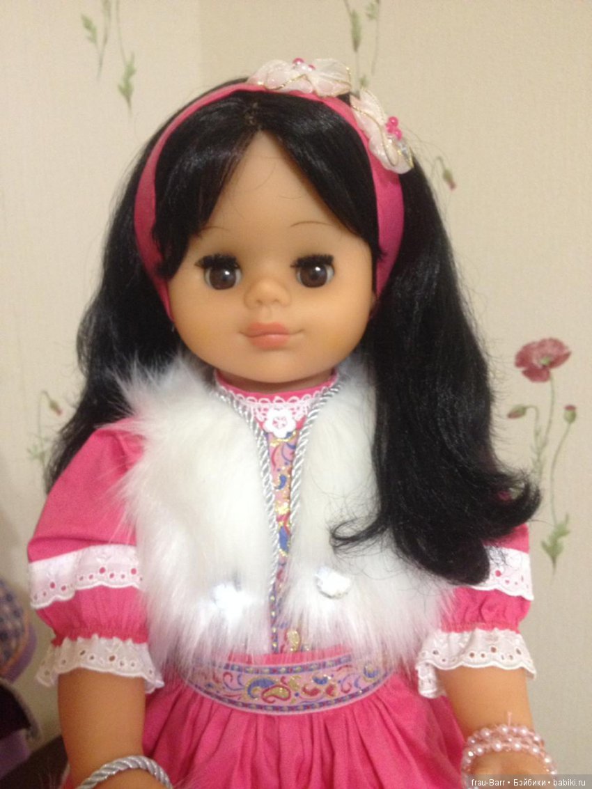 Немецкие красотки волшебницы Лилии, или вечерняя фотоссесия причёсок кукол ГДР. Много фото (фото 4)