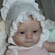 Yael by Gudrun Legler