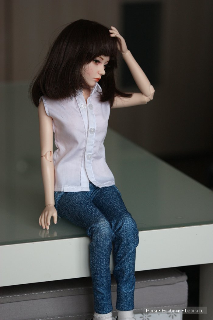 "Проба пера". Первый макияж и первый парик для куклы (фото 9)