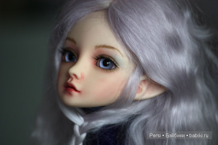 "Проба пера". Первый макияж и первый парик для куклы