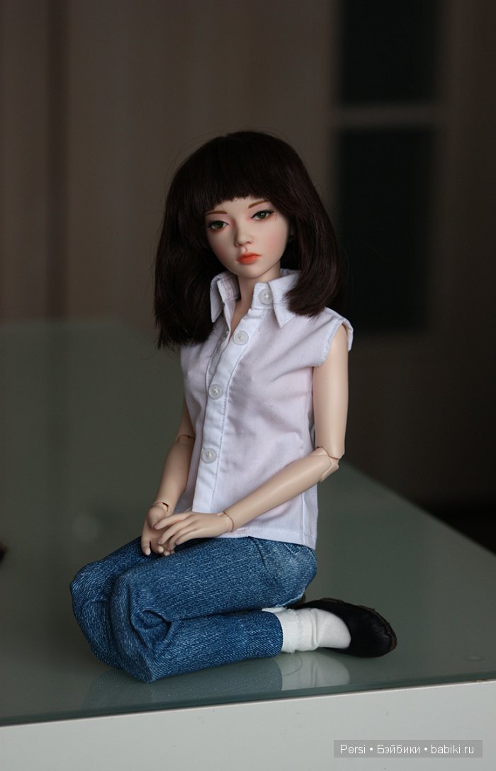 "Проба пера". Первый макияж и первый парик для куклы (фото 10)