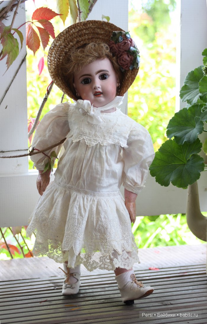 Французская птичка Шанталь