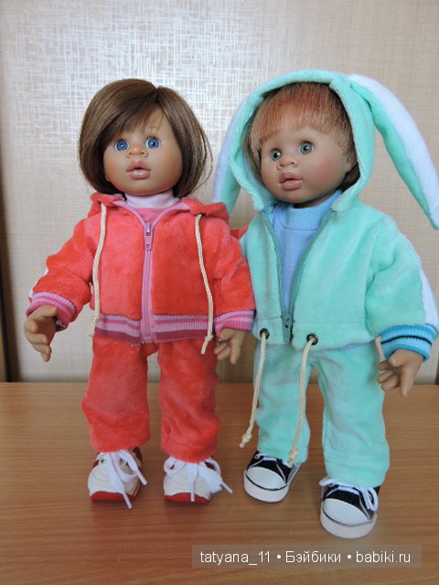 Комплектики для Вихтелей, или моя первая кукольная коллекция одежды