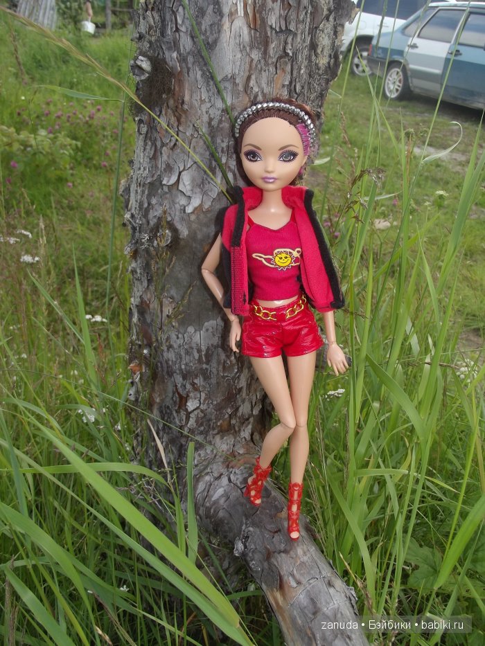 А это красавица Лисова