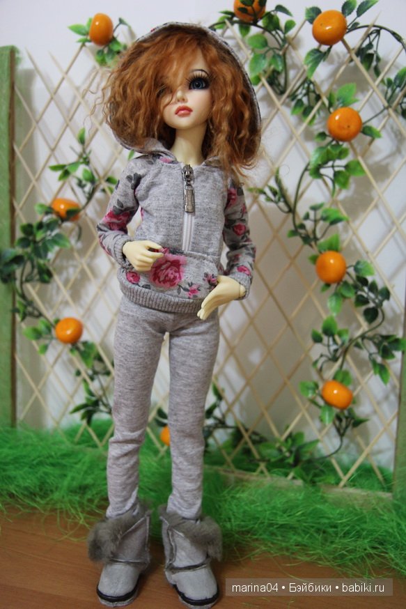 Алиса в магазине подбирает гардероб на осень (фото 7)